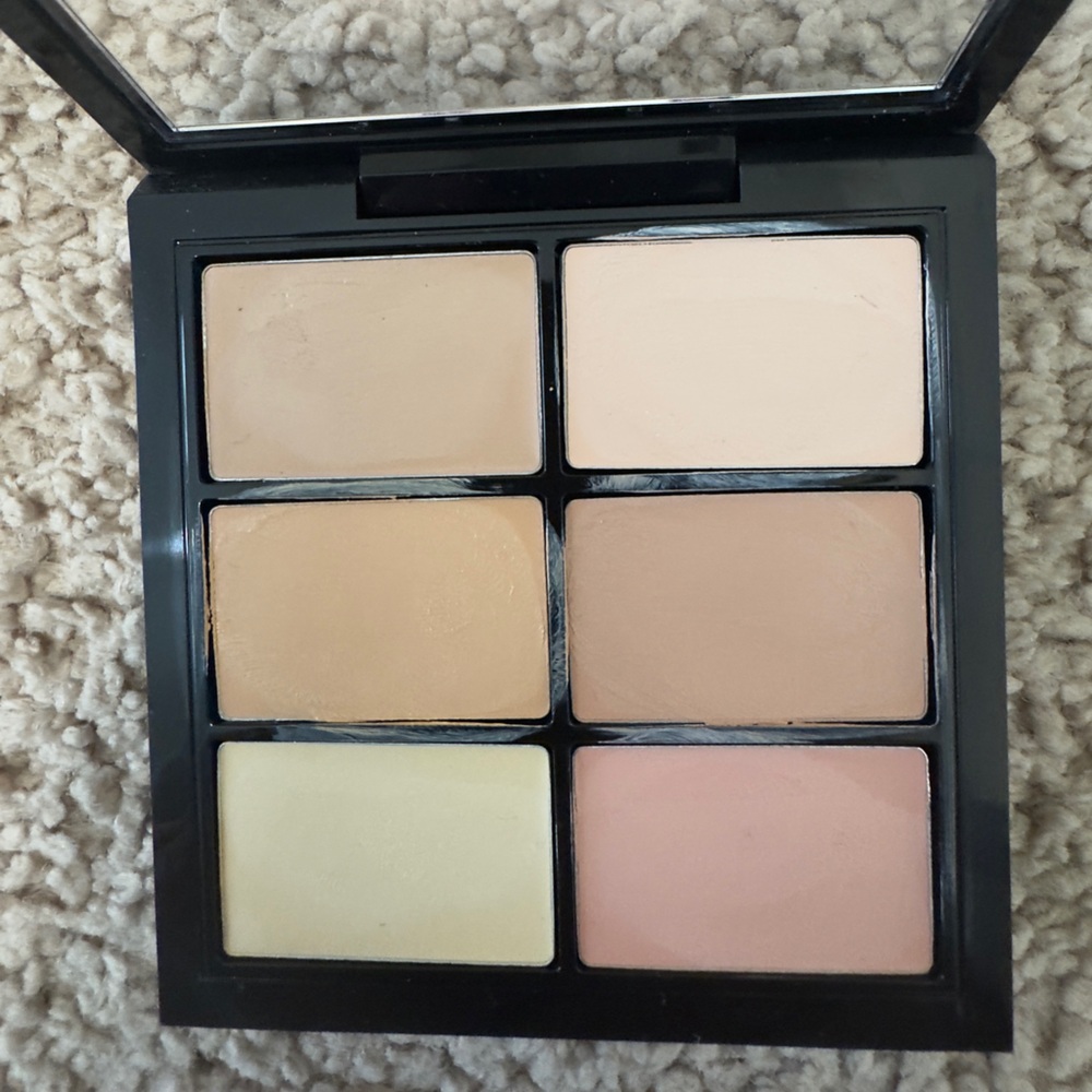 MAC Conceal and Correct Palette Light -6 Shade Cream - Picture 5 of 11